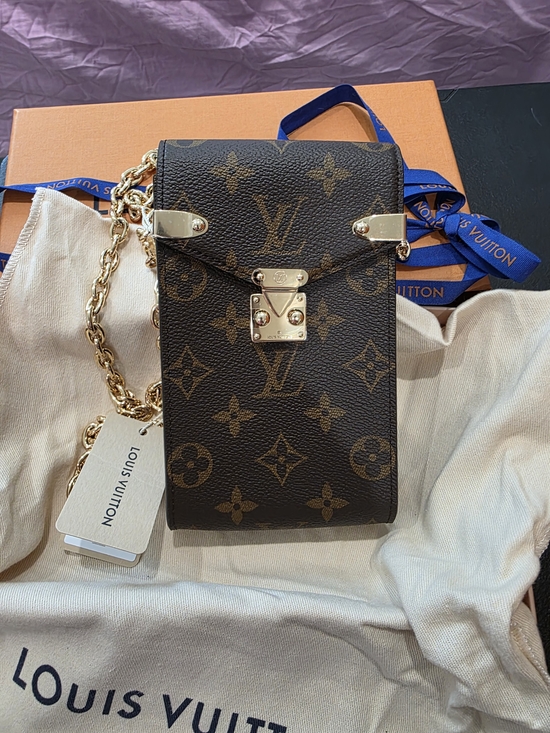 Louis Vuitton Handbags - Louis Vuitton Monogram Phone Crossbody in Brown - Phone Pouch Métis